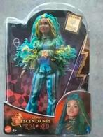 DESCENDANTS 4 CORE DOLL 3 - ULIANA - SISTER OF URSULA, Ophalen of Verzenden, Nieuw, Overige typen