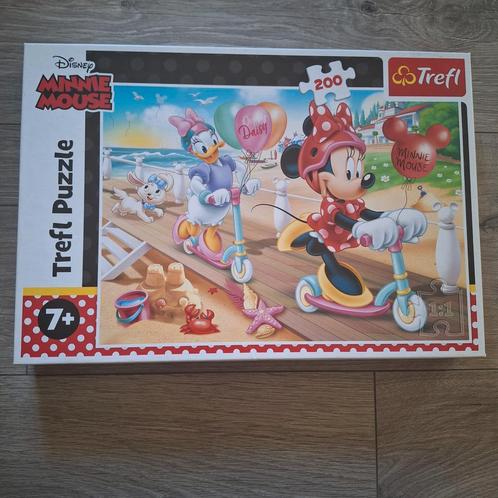 Trefl puzzel Disney Minnie Mouse 200 stukjes, Kinderen en Baby's, Speelgoed | Kinderpuzzels, Zo goed als nieuw, Meer dan 50 stukjes