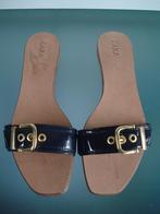 GRATIS VERZENDEN | ZARA Nieuwe blauwe slippers 40, Kleding | Dames, Slippers, Zara, Nieuw, Verzenden