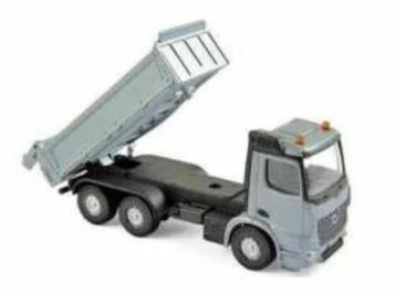 Mercedes Benz Arocs, grey beschikbaar voor biedingen