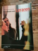 handboek voor leraren, 3de herzien druk, Walter Geerts; René van Kralingen, Zo goed als nieuw, Alpha, HBO