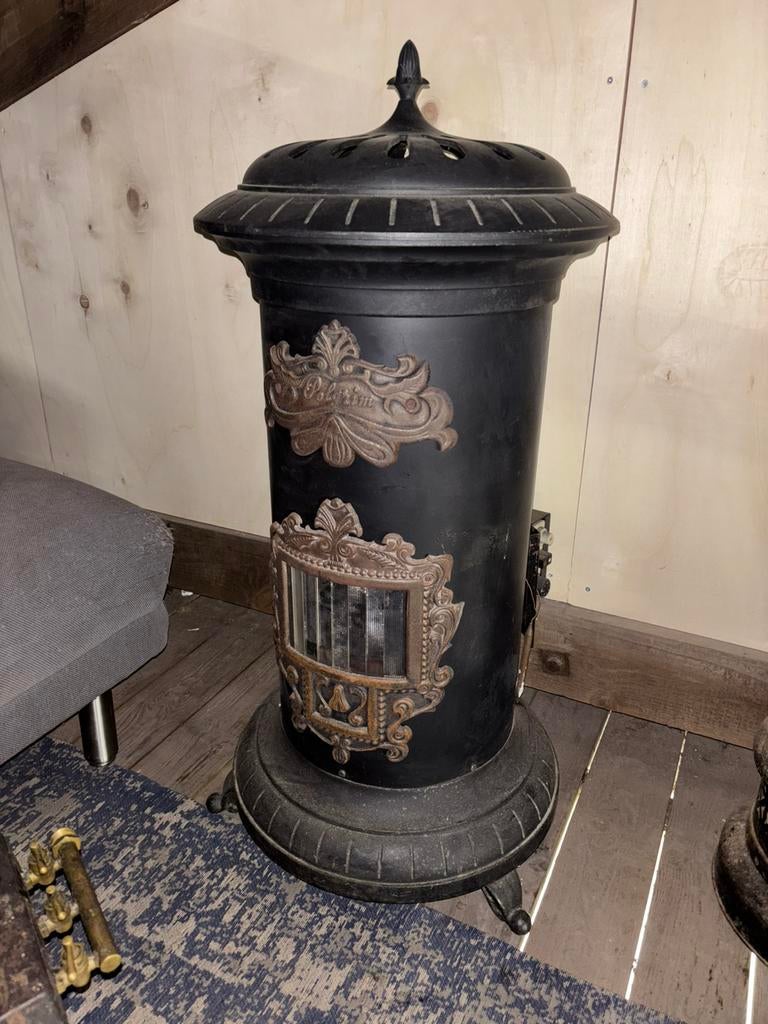 Pelgrim Gaskachel – Klassiek Gietijzer & Sfeervo als nieuw, Ophalen of Verzenden, Zo goed als nieuw, Gas, Gaskachel