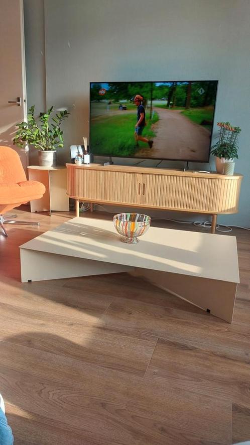 Hk living salontafel, Huis en Inrichting, Kasten | Televisiemeubels, Zo goed als nieuw, 100 tot 150 cm, 50 tot 100 cm, 25 tot 50 cm