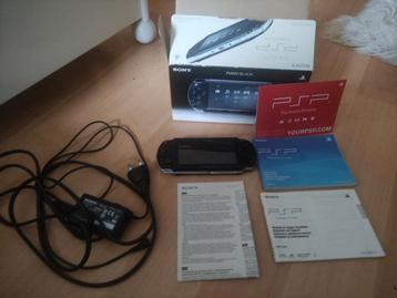 PSP "Piano Black" (omgebouwd) / PSP-2004 PB beschikbaar voor biedingen
