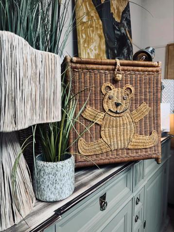 Rotan mand speelgoedmand deksel riet boho kist baby beschikbaar voor biedingen