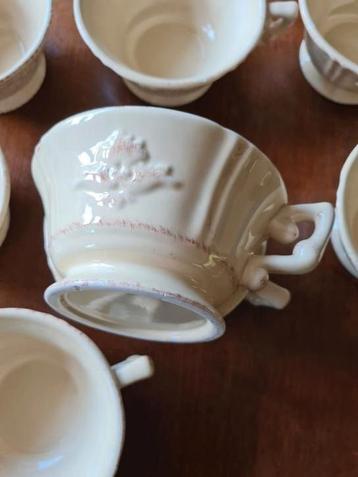 8 Brocante soepkommen  beschikbaar voor biedingen