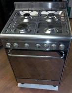 Fornuis Smeg, Witgoed en Apparatuur, Fornuizen, Ophalen, 60 cm of meer, 4 kookzones, Zo goed als nieuw