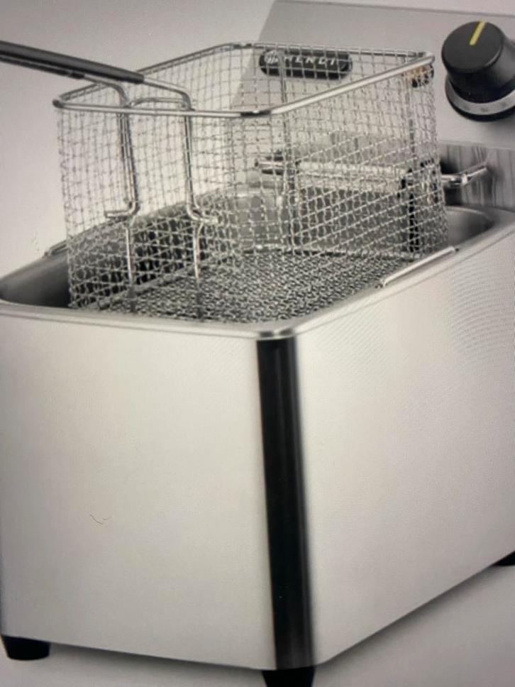 Hendi Friteuse 4L - Perfect voor Friet!, Witgoed en Apparatuur, Frituurpannen, Gebruikt, 4 liter of meer, Uitneembare binnenpan