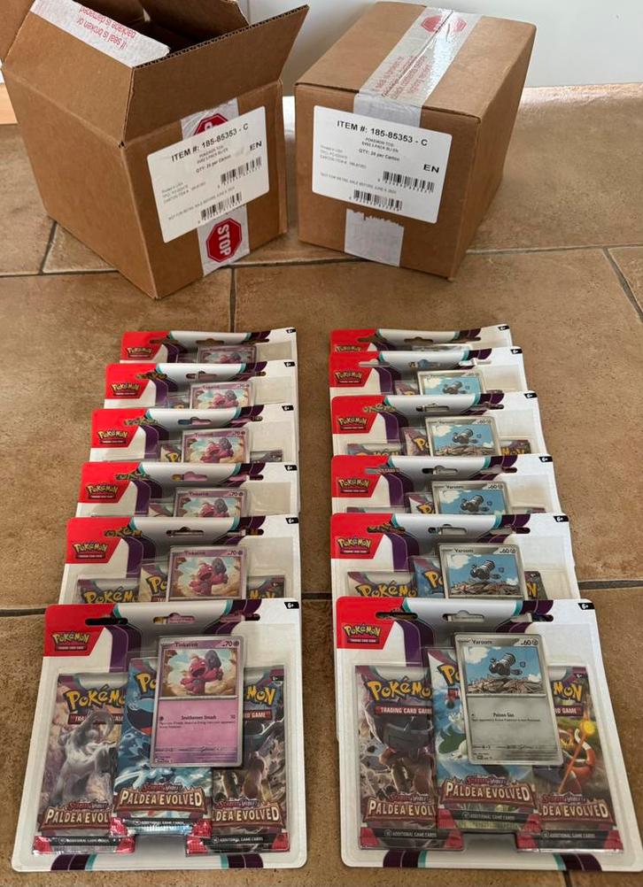 Pokemon Paldea Evolved Sealed Case, Hobby en Vrije tijd, Verzamelkaartspellen | Pokémon, Nieuw, Boosterbox, Foil, Ophalen of Verzenden