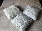 3 nieuwe kussens, Ophalen of Verzenden, Zo goed als nieuw, Beige, Vierkant