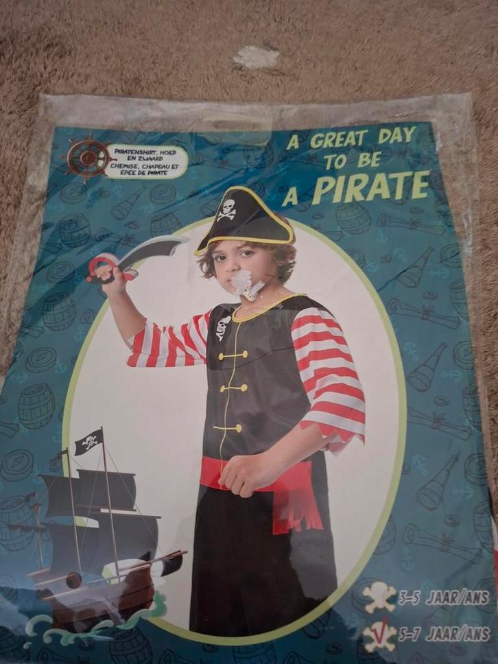 Piraten Outfit Kind - Compleet!, Kinderen en Baby's, Carnavalskleding en Verkleedspullen, Nieuw, Jongen of Meisje, 110 t/m 116