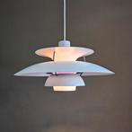 Witte PH5 Lamp Poul Henningsen Louis Poulsen Deens design