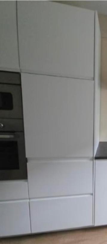 Ikea Metod hoge kast, mat wit, 220x60x60, 2 deuren,2 lades - afbeelding 1