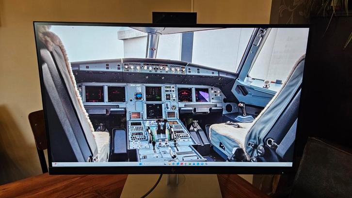 HP E27d QHD Monitor - 27 inch, Computers en Software, Monitoren, Gebruikt, 61 t/m 100 Hz, DisplayPort, HDMI, USB-C, Gaming, In hoogte verstelbaar