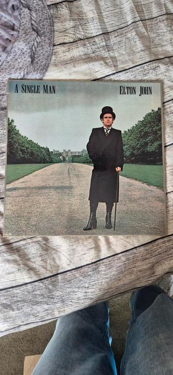 Elton John - A Single Man LP beschikbaar voor biedingen