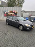 Opel Astra 2.0 Cdti 121KW 5D AUT 2012 Grijs NAP 2de eig, Auto's, Opel, 1956 cc, Zwart, 4 cilinders, Origineel Nederlands