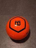 Ballie voetbal touzani, Sport en Fitness, Voetbal, Ophalen of Verzenden, Zo goed als nieuw, Bal
