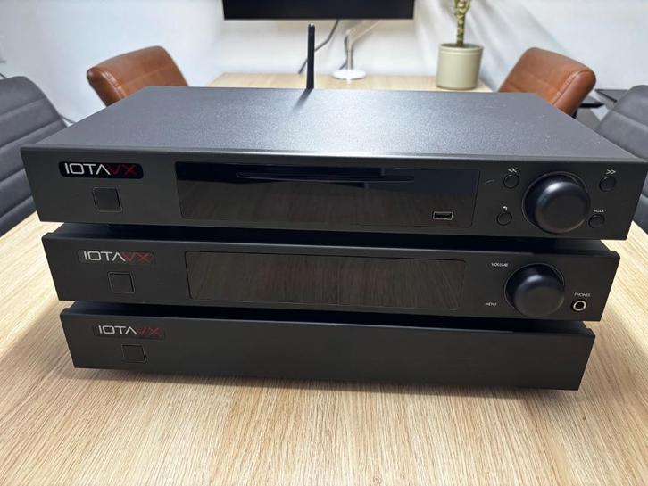 Complete IOTAVX (Nakamichi) set: NP3, SA3, PA3 met dozen, Audio, Tv en Foto, Versterkers en Receivers, Zo goed als nieuw, Stereo