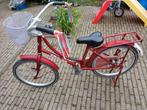 Fiets. Rode meisje fiets., Ophalen, Zo goed als nieuw
