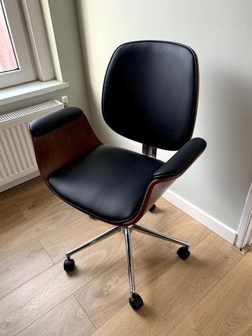 Bureaustoel mid-century style/vintage look beschikbaar voor biedingen