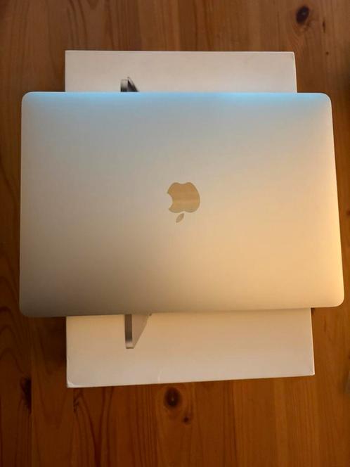 Apple MacBook Pro DEFECT, Computers en Software, Windows Laptops, Zo goed als nieuw, 13 inch, SSD, 3 tot 4 Ghz, 8 GB, Ophalen of Verzenden