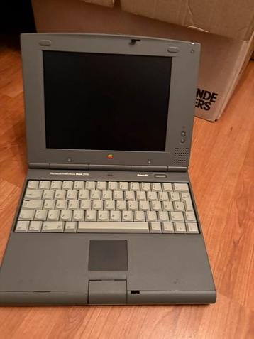 Powerbook duo 2300c en 210 beschikbaar voor biedingen