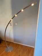 Moderne LED booglamp met metalen voet, Huis en Inrichting, Ophalen, Zo goed als nieuw, Metaal, 150 tot 200 cm