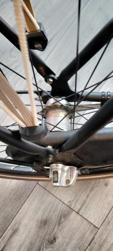 TEKOOP GAZELLE PUUR .NL DAMES FIETS TRANSPORT MAT ZWART, Fietsen en Brommers, Fietsen | Dames | Damesfietsen, Zo goed als nieuw