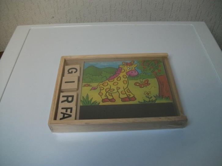 Puzzel magneet wilde dieren (nieuw), Kinderen en Baby's, Speelgoed | Houten speelgoed, Nieuw, Ophalen of Verzenden