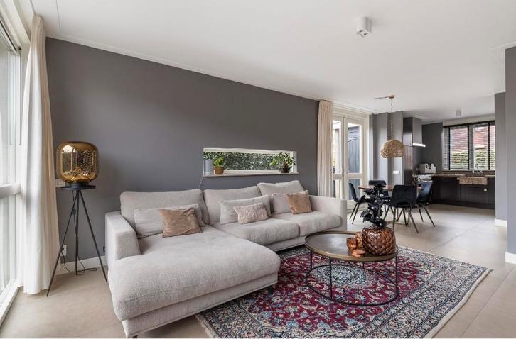 Room108 Hoekbank – Sneak Beige, Huis en Inrichting, Banken | Sofa's en Chaises Longues, Zo goed als nieuw, Vierpersoons of meer