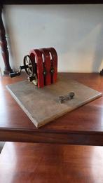 Antieke electriciteitsmachine amel rotterdam in orig verpa, Antiek en Kunst, Antiek | Gereedschap en Instrumenten, Ophalen of Verzenden