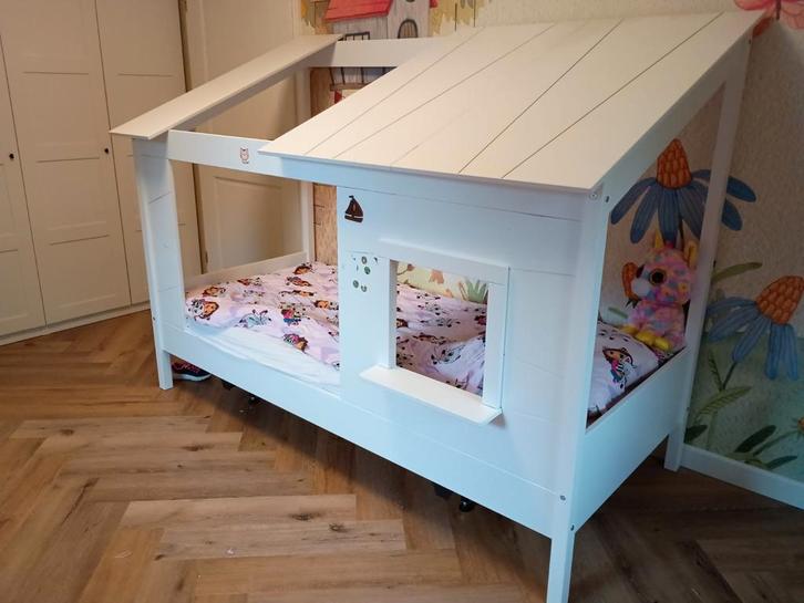 Wit Kinderbed Huis - Eenpersoons incl. Lattenbodem, Kinderen en Baby's, Kinderkamer | Bedden, Gebruikt, 180 cm of meer, Lattenbodem