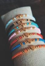 Armband, meerdere kleuren goud hart, Sieraden, Tassen en Uiterlijk, Ringen, Nieuw, Ophalen of Verzenden, Dame, Goud
