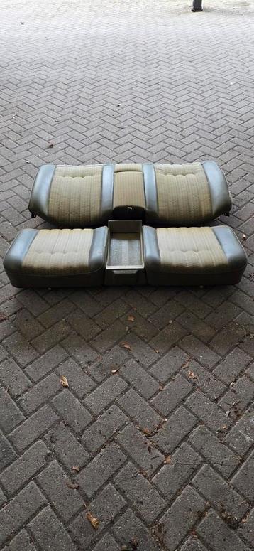 W123 coupe achterbank compleet beschikbaar voor biedingen