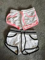 2 korte broeken maat xs van de Coolcat, Kinderen en Baby's, Kinderkleding | Maat 170, Ophalen of Verzenden
