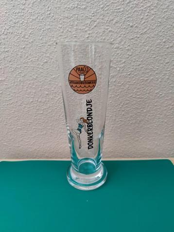 Schitterend bierglas voor liefhebbers van donkerblond beschikbaar voor biedingen