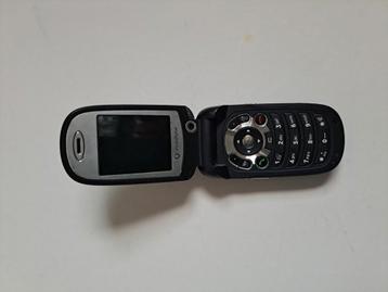 Oude mobiele telefoons zonder internet beschikbaar voor biedingen