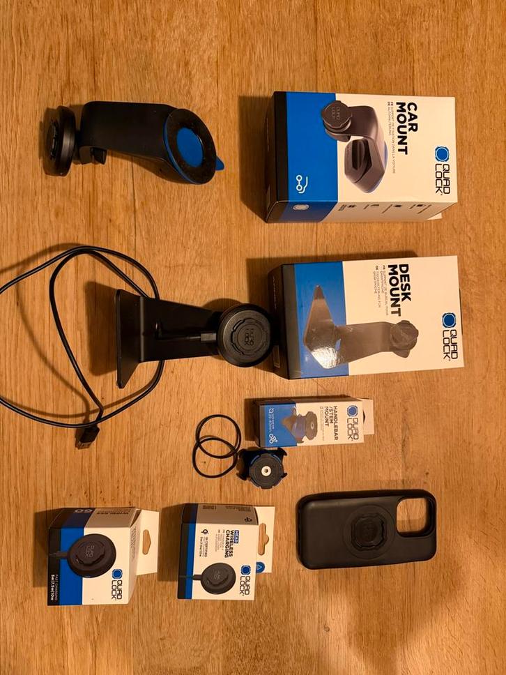 Quad Lock hoesje Iphone 15 pro, Car mount, Desk Mount, Fiets, Telecommunicatie, Mobiele telefoons | Toebehoren en Onderdelen, Gebruikt