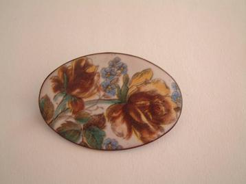 mooie vintage broche emaille op koper beschikbaar voor biedingen