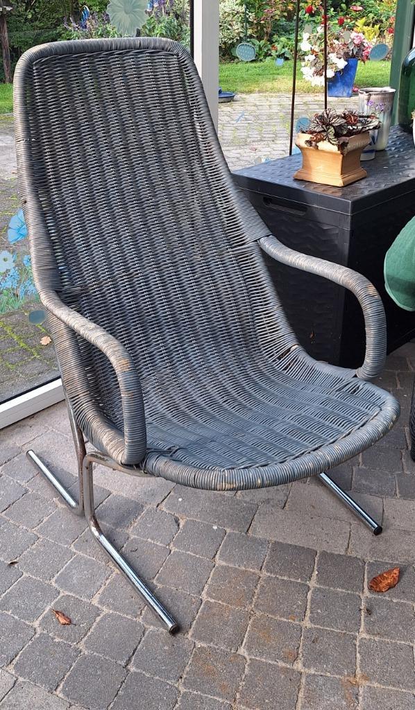 Rotan fauteuil,  Dirk van Sliedregt, Huis en Inrichting, Stoelen, Gebruikt, Eén, Riet of Rotan, Grijs, Ophalen