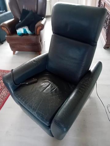 2 fauteuils beschikbaar voor biedingen