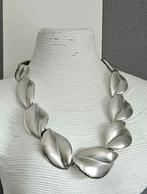 Trifari collier, ontwerper architect  Kunio Matsumoto , 1970, Sieraden, Tassen en Uiterlijk, Kettingen, Ophalen, Zo goed als nieuw