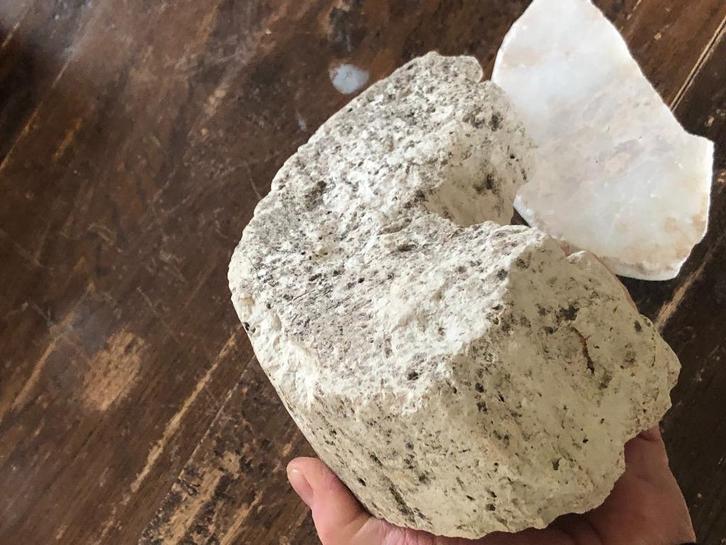 Romeins MARMER en kalksteen ZUIL uit Villa. Bodemvondsten, Verzamelen, Overige Verzamelen, Gebruikt, Verzenden