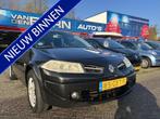 Renault Mégane Grand Tour 1.6-16V Business Line Trekhaak AP, Auto's, 65 €/maand, Stof, Gebruikt, Zwart