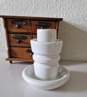 Porseleinen isolator beschikbaar voor biedingen