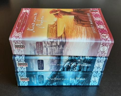 Juliet Marillier - Trilogie van de Zeven Wateren - deel 1-3, Boeken, Fantasy, Gelezen, Ophalen of Verzenden