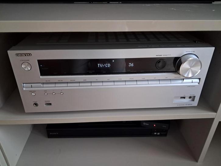 Onkyo tx-nr636 + 5 kef speakers + kef subwoofer, Audio, Tv en Foto, Dvd-spelers, Zo goed als nieuw, Overige merken, Ophalen