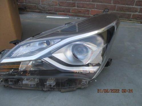 linker koplamp toyota yaris P 13, Auto-onderdelen, Verlichting, Toyota, Gebruikt, Ophalen of Verzenden