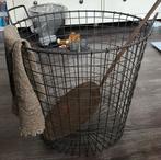 Draadmand/bijzettafel/aardappelmand sober en stoer, Ophalen, Gebruikt, Rond, 55 tot 75 cm