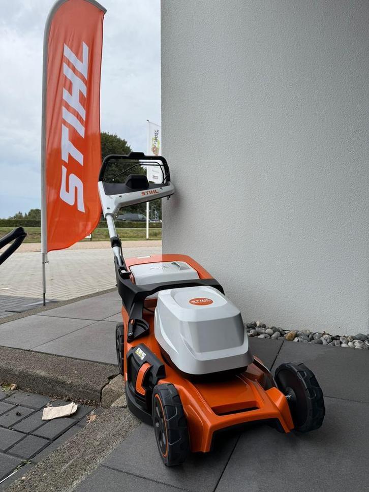 Stihl rma 448pv demomachine zo goed als nieuw!, Tuin en Terras, Grasmaaiers, Zo goed als nieuw, Accu-grasmaaier, 40 t/m 49 cm